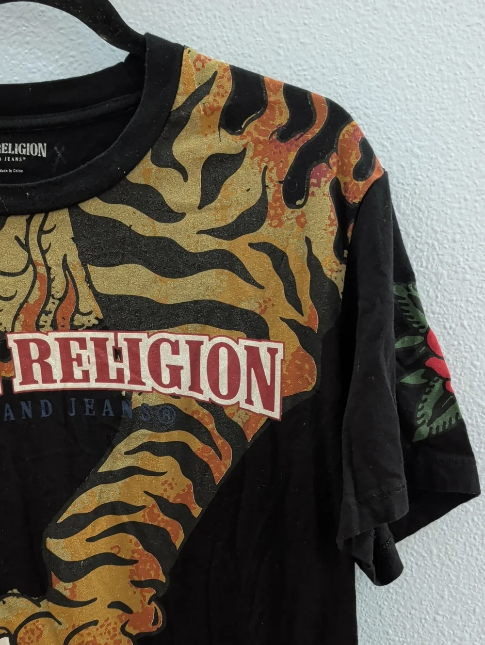 True Religion Tiger Heart Men’s Black Graphic Tiger Tee